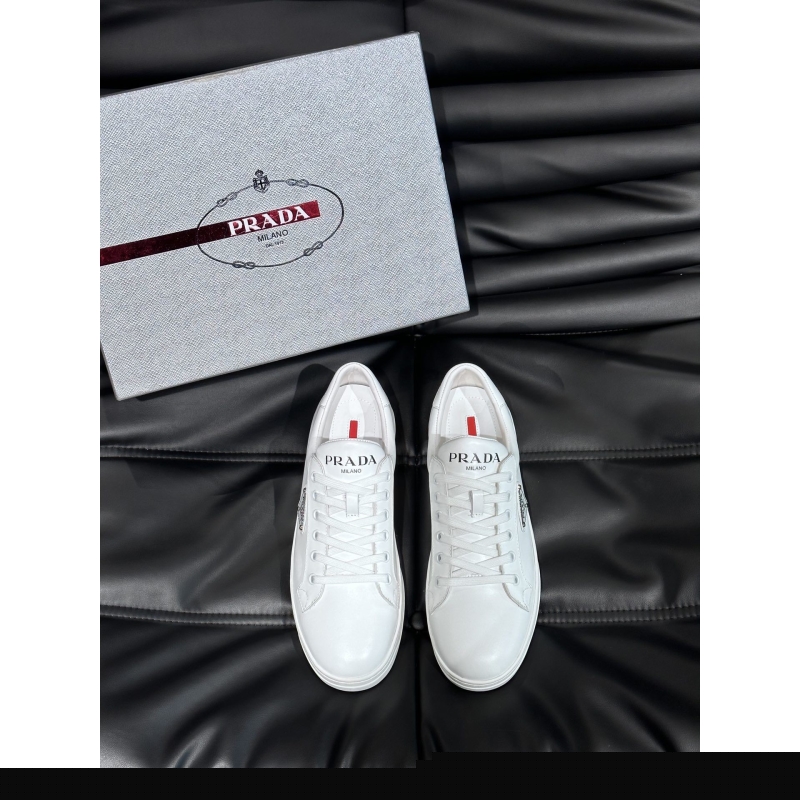 Pra*a casual shoes